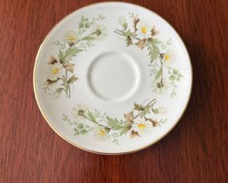 Clairmont
by ROYAL DOULTON
9 dinner plates
8 salad plates
8 Bread and butter plates
8 Footed cups
9 cup saucers
2 bowls
1 serving bowl - Asking $299 - Will negotiate.