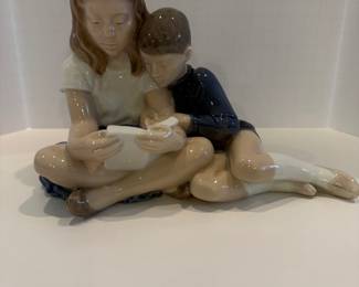 Asking $149 - Royal Copenhagen Figurine 4670