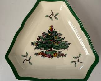 Spode Christmas Tree, England, Green Trim
Spode Christmas Tree Triangular Dish - $39