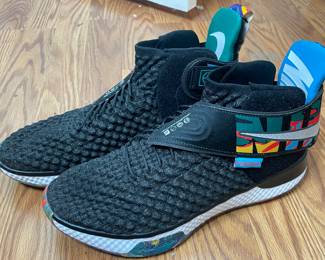 Nike Air Zoom UNVRS FlyEase men's basketball shoes