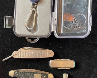 Dakota Watch Company carabineR clip watch compass & vtg pocket knives 