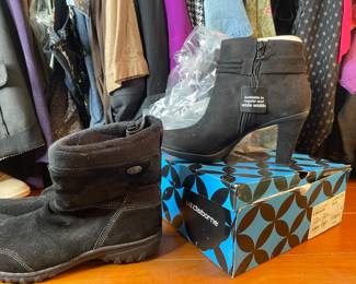 Women’s boots: Liz Claiborne 