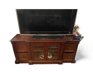 Vtg. Media center with turntable