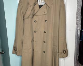 London Fog trench coat vtg