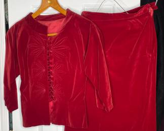 Velvet vtg jacket skirt set 