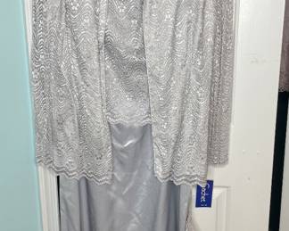 Cachet evening dress new