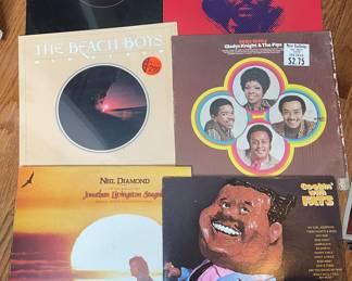 Bee Gees, Marvin Gaye, The Beach Boys, Gladys Knight & The Pips, Neil Diamond, Fats Domino 