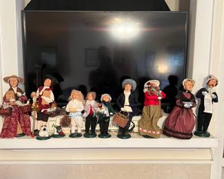 Byers Choice Christmas Dolls