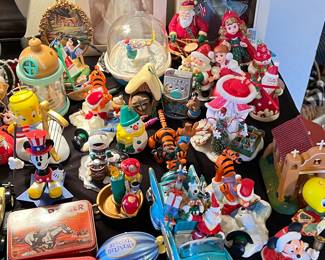 Hundreds of Hallmark Keepsake Ornaments 