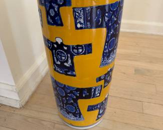 Chinese Umbrella Stand