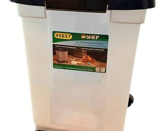 SHEP 25 LB Pet Food Container