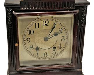 Antique New Haven Clock Company Clock
