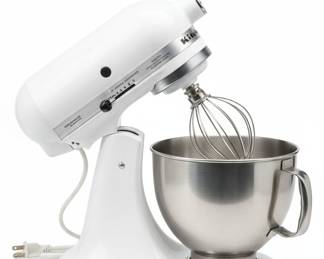 Kitchen Aid Mixer w/ Attachments