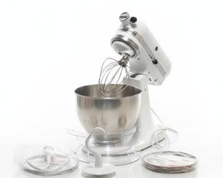 Kitchen Aid Mixer w/ Attachments