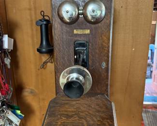 Back living space through kitchen.