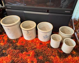 Back living space through kitchen.