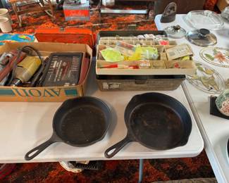Back living space through kitchen.