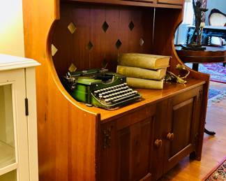 Vintage console by Franklin Shockey Co. Furniture, Lexington, NC...
