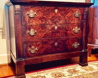 Vintage Louis Phillipe style commode...