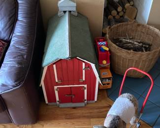 Toy Barn Set would be great under the Christmas tree