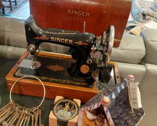 Singer sewing machine with case
Old keys