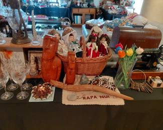 Easter IslandLg. Med. and small Rapa Nui artifacts, Venetian Dolls, old keys