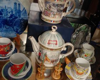 Sadler Teapots carver figures, Rosenthal espresso cup and saucers w/boxes