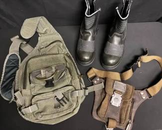 DW196Mens Motorcycle Boots, Waist Pack Sling Bag