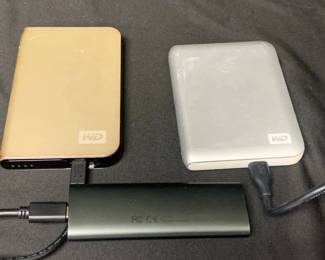 DW1773 External Drives
