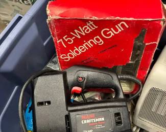 DW227Mystery Tools Carry All More