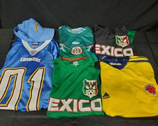 DW131Mens Sports Attire