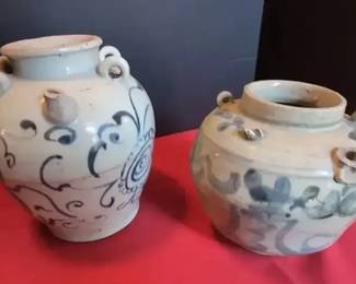 Chinese Blue White Jugs 10  8 