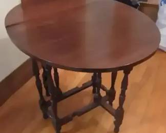 Antique Mahogany Gatefold Table