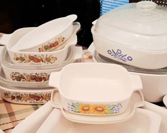 Those highly sought after Pyrex and Corning Ware pieces!