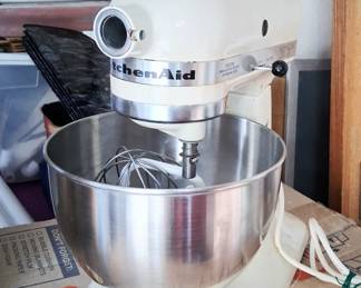 Kitchen-Aid mixer