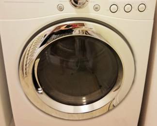 LG dryer - works like a charm!