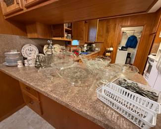 Glassware, silverware, Country plates