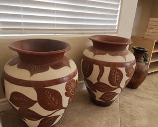 Pair of Large Southwestern Clay Floor Vases – Handcrafted Terracotta Leaf Design Pottery Urns