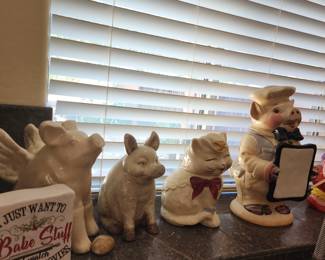 Vintage Ceramic Pig & Cat Figurine Collection – Farmhouse Kitchen Decor, Chef Pig Cookie Jar, “When Pigs Fly” Figure
