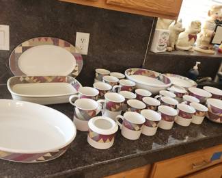 Vintage Southwestern Geometric Dinnerware Set – Plates, Bowls, Cups & Serving Pieces (1990s)
