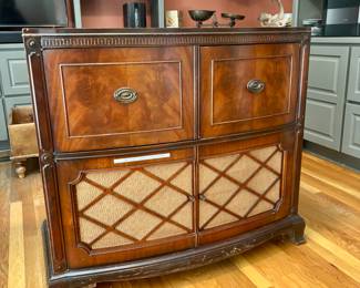 Westinghouse Vintage Radio console 