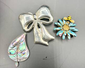 Sterling & Vintage brooche