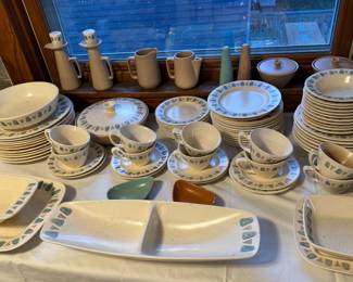 Huge set of Vernon Metlox Vernon Poppytrail Navajo dishes