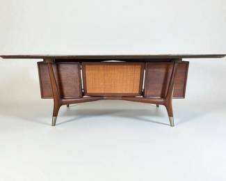 Alma Desk Co. Skulptura Mid-Century Modern Executive Desk