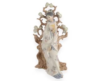 Lladro 'Geisha' Porcelain Figurine, Model #4807