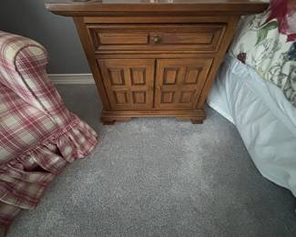 NIGHTSTAND
