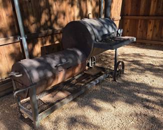 Large off-set smoker BBQ Grill