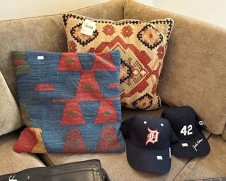 Pillows, Hats