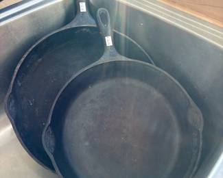 Cast Iron Skillets 