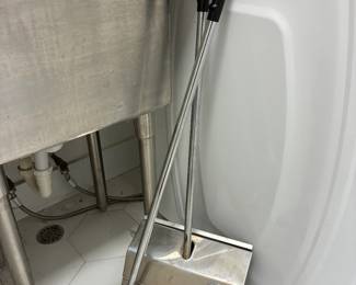 Broom and Dustpan 